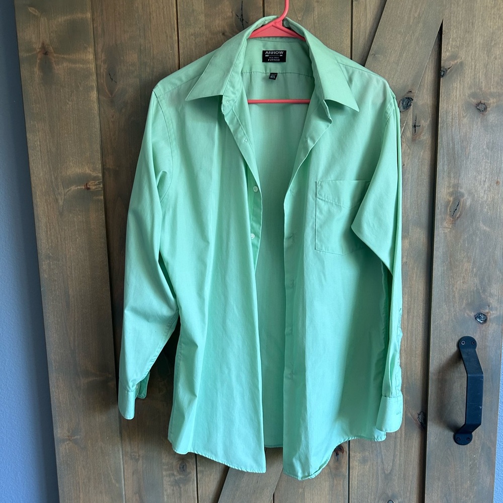 Arrow Men's Light Mint Green Long-Sleeve Dress Shirt